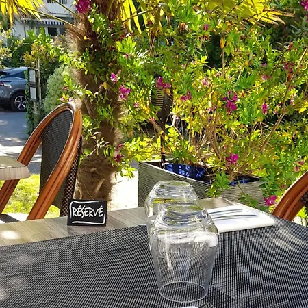 La Mascotte Hotel 3*