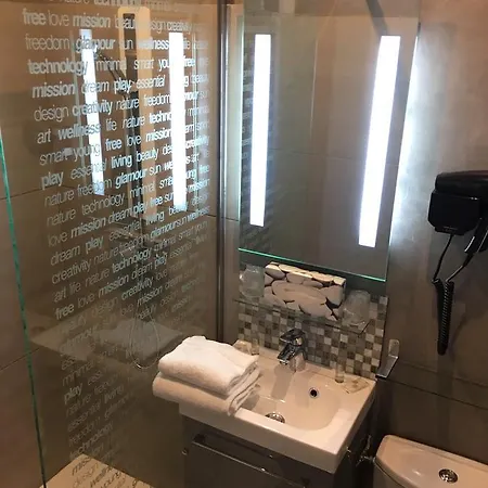 Hotel La Mascotte 3*