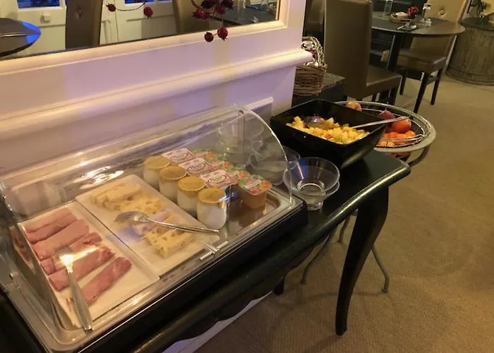 La Mascotte فندق 3*